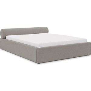 Světle šedá čalouněná dvoulůžková postel s úložným prostorem s roštem 180x200 cm Cille – Ropez obraz