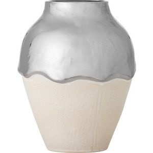Krémová/ve stříbrné barvě váza z kameniny (výška 26 cm) Silvio – Bloomingville obraz