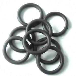 Kolečka k závěsu černá obraz