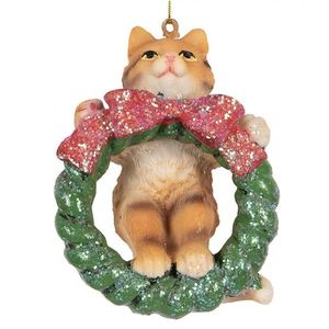 Závěsná dekorace kočička na zeleném věnečku - 6*5*9 cm 6PR5313 obraz