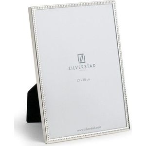 Kovový stojací rámeček v leskle stříbrné barvě 14x19 cm Sweet Memory Pearl – Zilverstad obraz