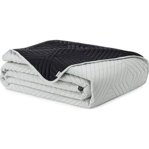 Černý/světle šedý prošívaný přehoz z mikrovlákna 240x260 cm Softa – Restilo obraz