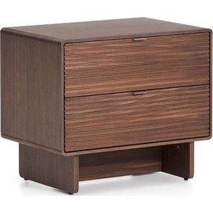 Noční stolek v dekoru ořechu v tmavě přírodní barvě Norlen – Kave Home obraz