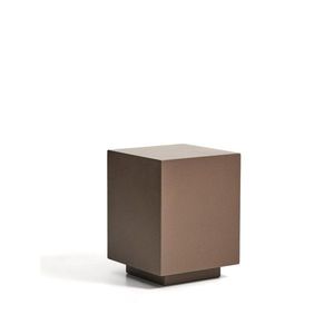 Betonový zahradní stolek 35x35 cm Rustella – Kave Home obraz
