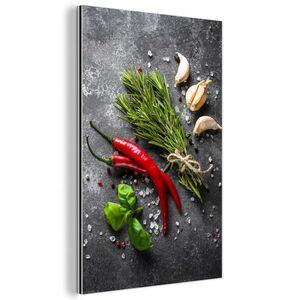 MuchoWow KOVOVÝ OBRAZ Pepř - Bylinky - Koření - Beton 60x90 cm obraz