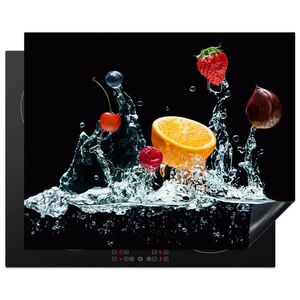 MuchoWow KRYT NA INDUKČNÍ DESKU Voda - Ovoce - Pomeranč - Jahoda - Třešeň - Černá 65x52 cm obraz