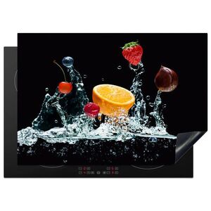 MuchoWow KRYT NA INDUKČNÍ DESKU Voda - Ovoce - Pomeranč - Jahoda - Třešeň - Černá 75x52 cm obraz