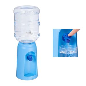 Relaxdays DÁVKOVAČ vody modrý s nádržkou 4, 5 l obraz