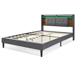 STILVORA ČALOUNĚNÁ POSTEL 140/200 cm šedá s úložným čelem, LED, USB a zásuvkami obraz