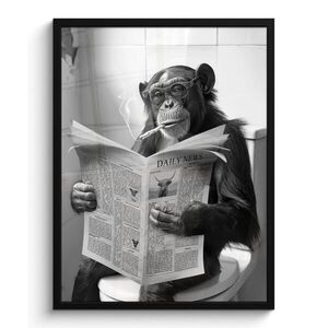 MuchoWow PLAKÁT V RÁMU Opice - WC - Noviny - Černobílé - Humor 60x80 cm obraz