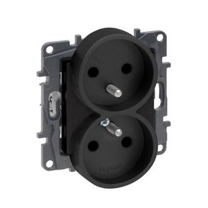 Legrand - Dvojitá zásuvka domovní bez rámečku 250V/16A NILOE STEP černá 863532 obraz