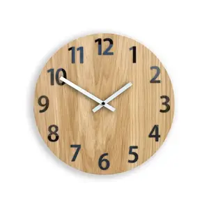ModernClock Dřevěné nástěnné hodiny Amadeus 33 cm bílé/černé obraz