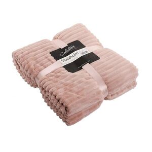 Růžový plyšový pléd Stockholm old pink - 150*200 cm 8501545232052 obraz