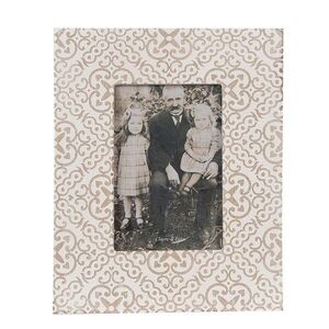 Bílo-hnědý dřevěný fotorámeček s ornamenty - 19*1*24 cm / 10*15 cm 2F1097 obraz