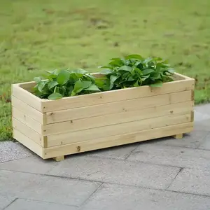 Velký dřevěný truhlík obraz