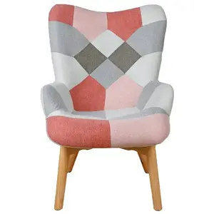 Křeslo Maddie růžová patchwork obraz