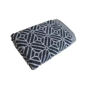 Ručník Design Raute 50x100 cm, antracitový, grafický vzor obraz