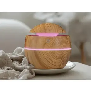 Mini zvlhčovač vzduchu s aroma terapií 130 ml, LED obraz