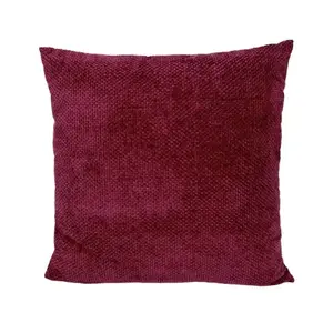 Dekorační polštář Chenille Cross 60x60 cm, červený obraz