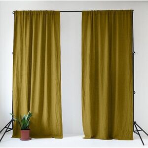 Okrově žlutý/zelený lněný závěs 140x250 cm Moss Green – Linen Tales obraz