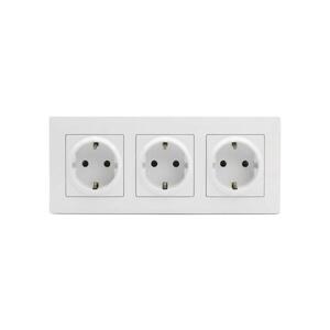 Legrand - Trojitá zásuvka domovní SCHUKO s rámečkem NILOE STEP 250V bílá LR0062+LR0115+LR0115+LR0115 obraz