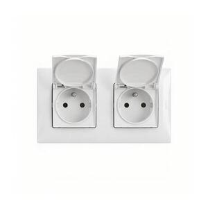 Legrand - Dvojitá venkovní zásuvka domovní s rámečkem NILOE 250V IP44 bílá LR0029+LR0019+LR0019 obraz