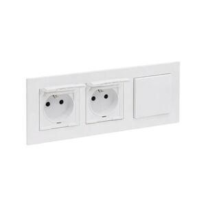 Legrand-Dvojitá venkovní zásuvka domov a jed vyp č. 1 s rám NILOE STEP 250V bílá LR0062+LR0051+LR0051+LR0054 obraz