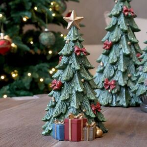Zelený vánoční stromek s dárky Noël Tree z polyresinu – Ø 12*20, 5 cm 52096721 obraz